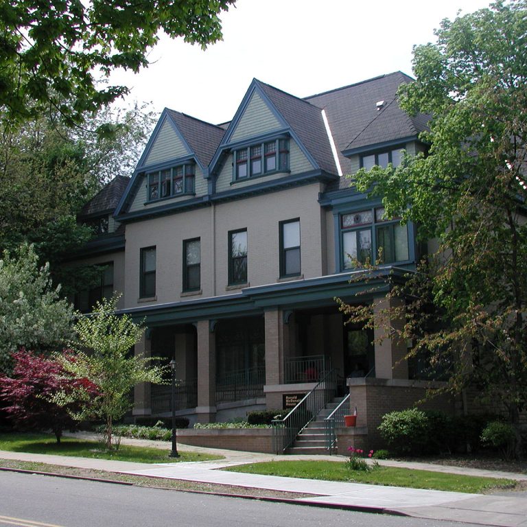 1994-ronald-mcdonald-house-charitites-of-pittsburgh-the-apartments 1994-ronald-mcdonald-house-charitites-of-pittsburgh-the-apartments
